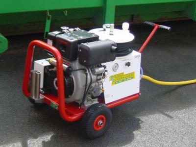 C58 HIRE PRESSURE WASHER 2000 PSI DIESEL