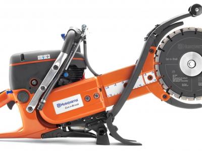 D41 HIRE HAND HELD SAW CUT N BREAK 2 STROKE PETROL